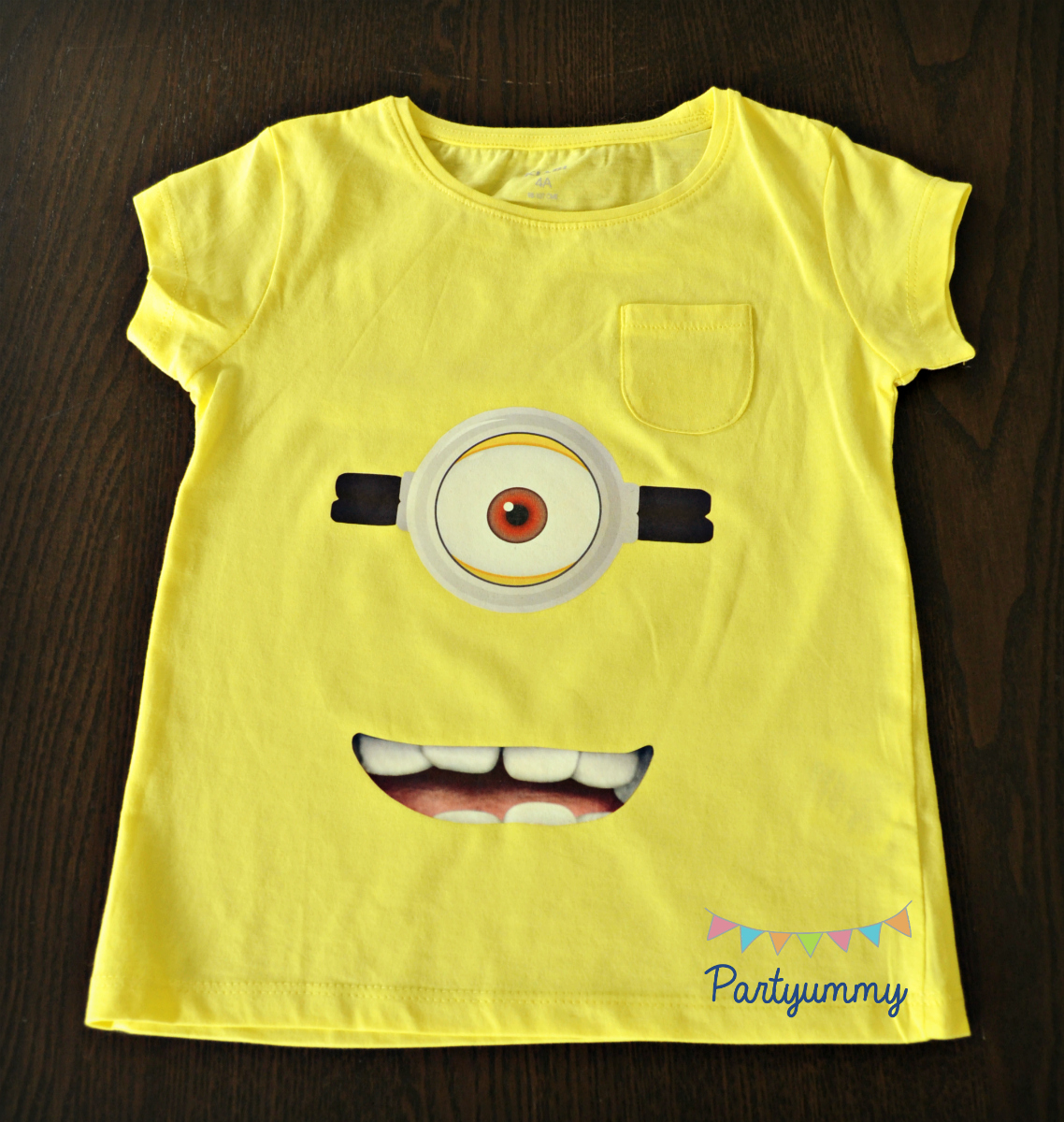 tee-shirt-minion-jaune-anniversaire-dress-code